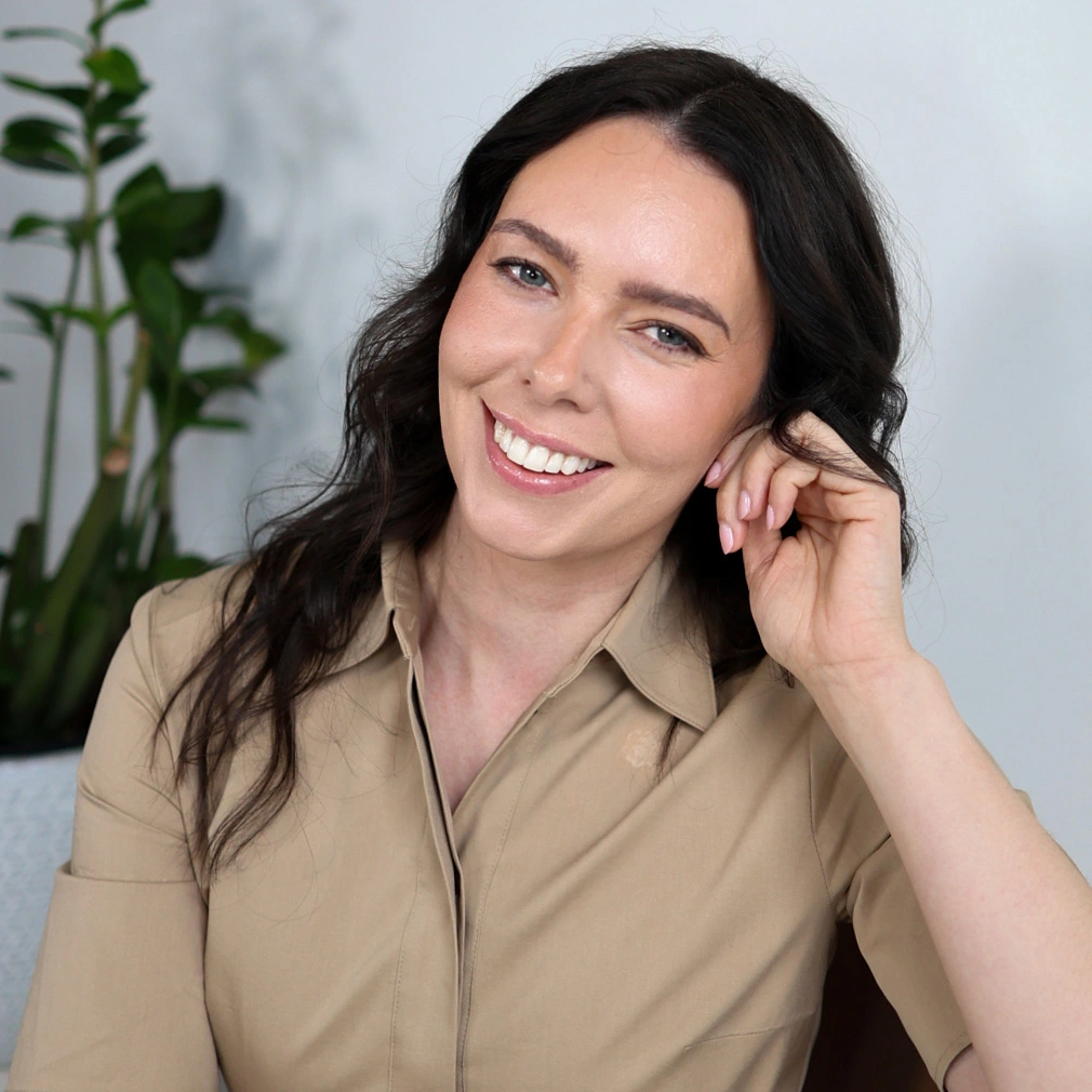 Headshot of Dr. Amanda Mead, clinical psychologist providing ADHD therapy via telehealth